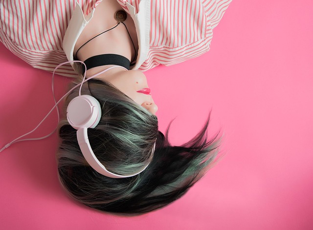 Muzykoterapia - jak muzyka wpływa na nasze samopoczucie?